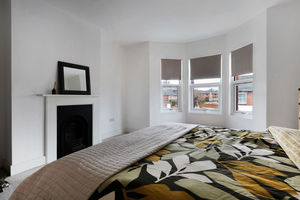 Photo 21- click for photo gallery